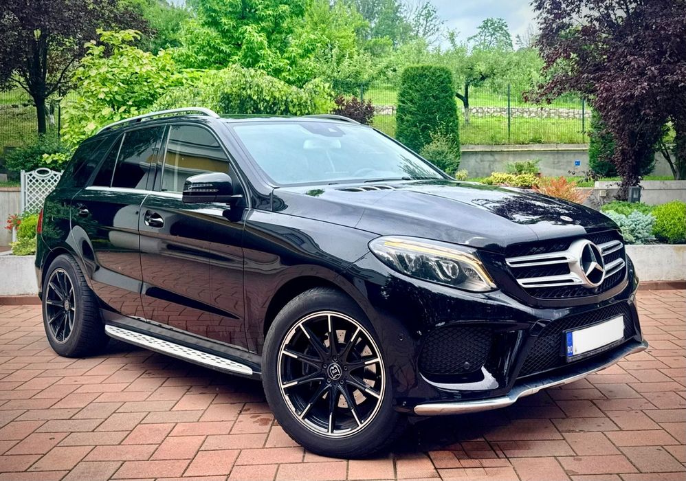 Mercedes-Benz GLE Mercedes Benz GLE 350d 4-Matic 9G AMG Pack! TVA Deductibil