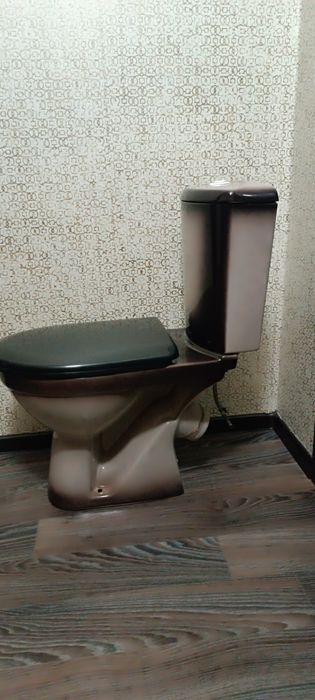 Продам унитаз срочно