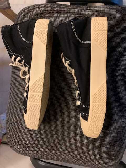 Adidasi Zara de dama negri marime 40