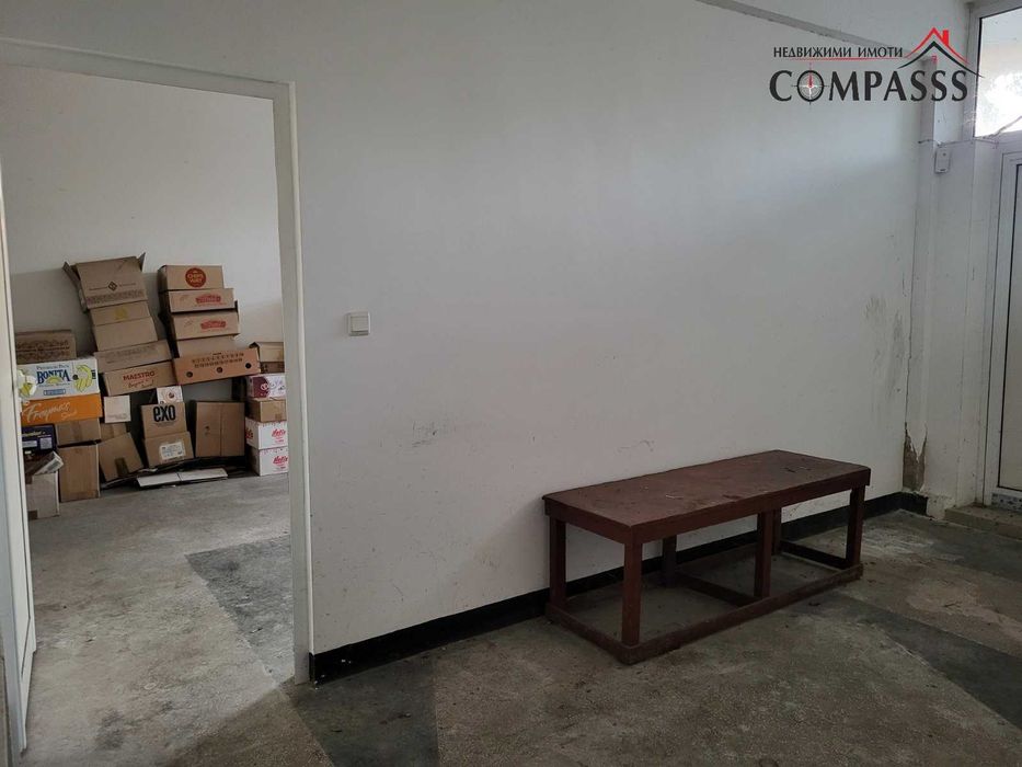 Продава се Магазин в с. Преселенци, Област Добрич - 202 кв.м за 240 €/кв.м - Снимка #2