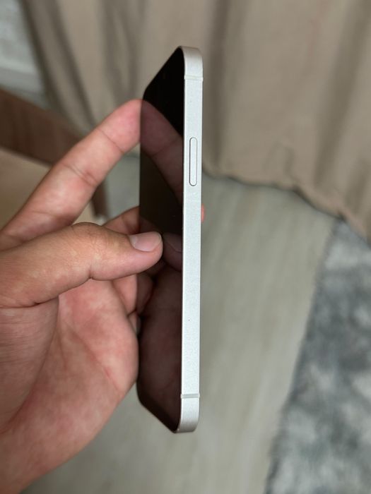 Продам iphone 12 128 gb в идеале