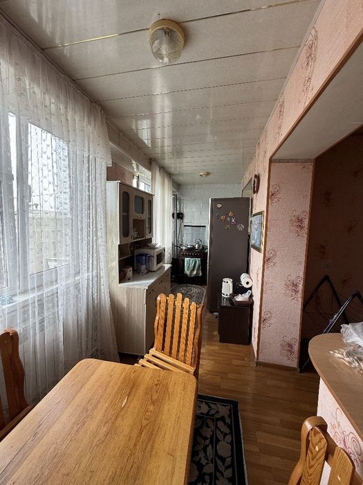 Продаётся 3х комнатная квартира переделанная в 4х комнатную!