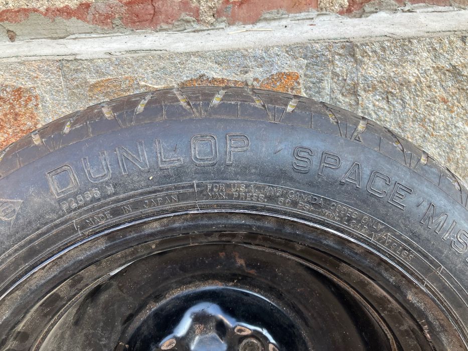 Резервна гума тип патерица