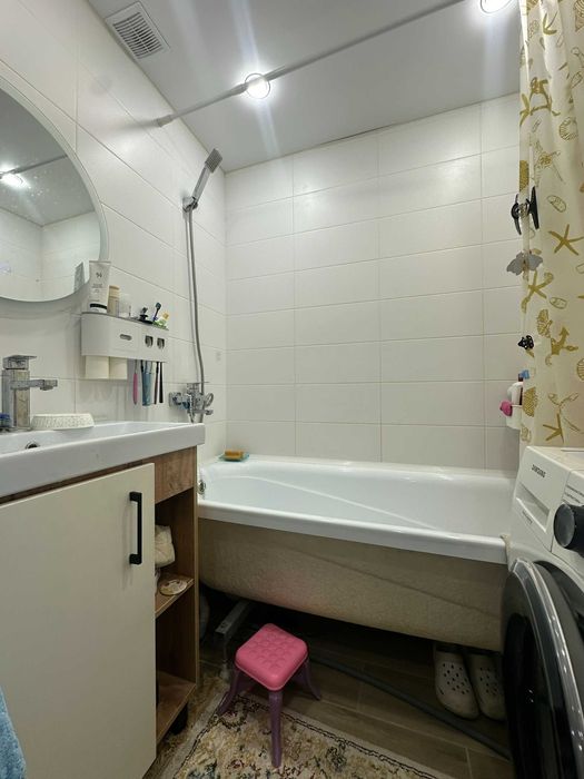 Продам 2х комн кв 12мкр