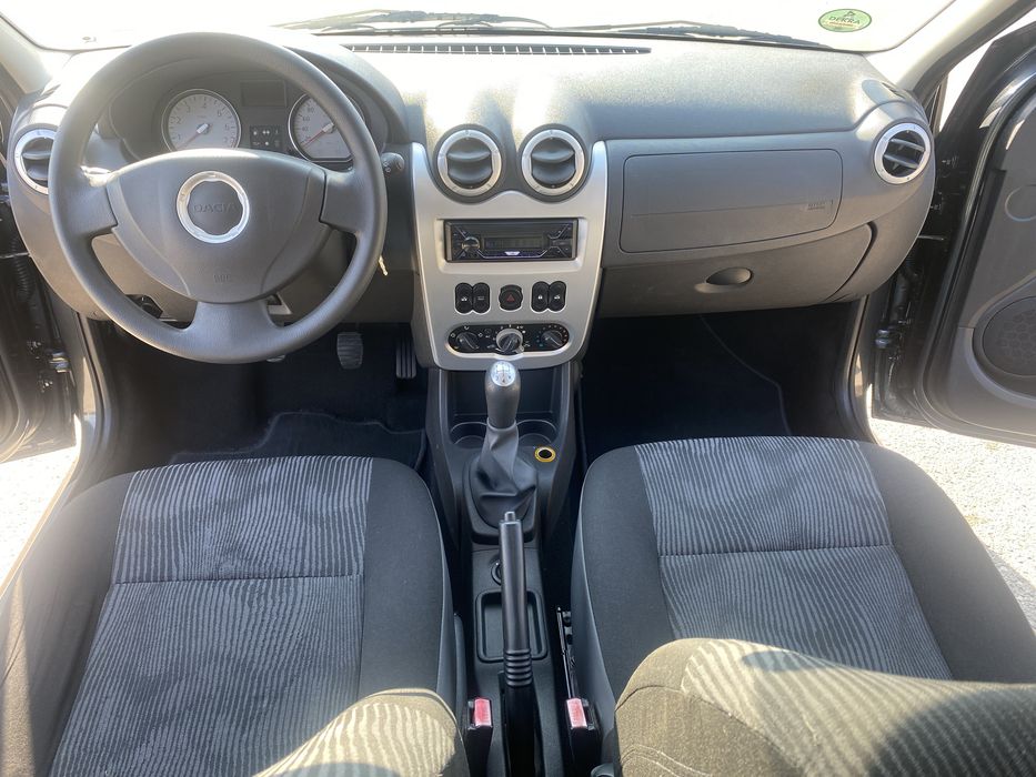 Dacia Logam MCV 1.6 benzina 2010