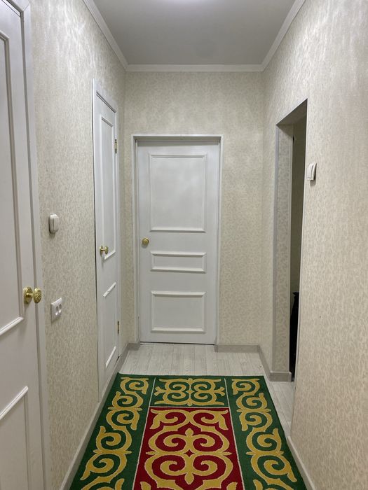 Продам 3 комнатный квартиру