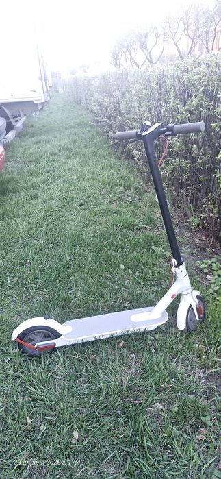 Продам самокат xiaomi m365