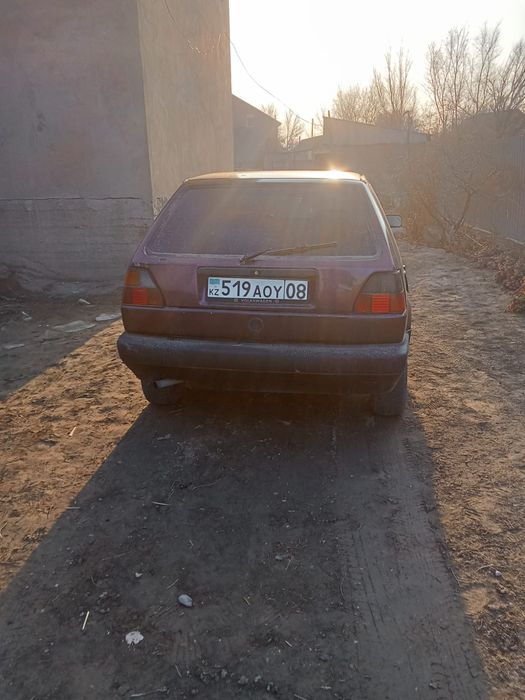 Продаю автомашину Golf