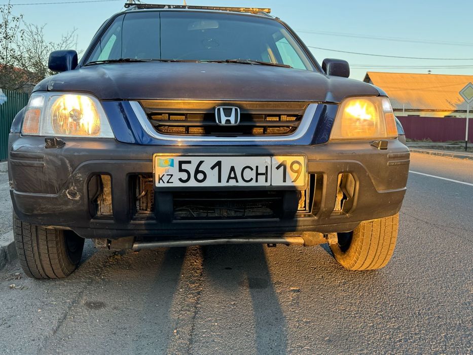 Продам машину Хонда CRV
