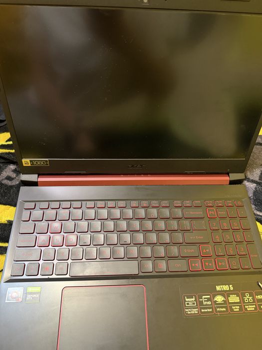 Ноутбук acer продам