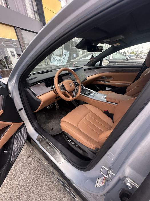 Byd Xan L 2025 yil