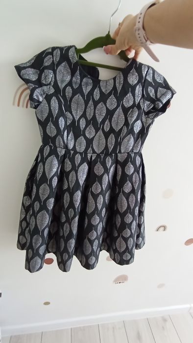 Платье на девочку