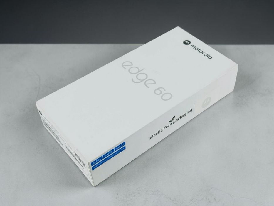 НАЛИЧЕН! Motorola Edge 60 5G 256GB 8RAM Shamrock Greеn 2г. Гаранция!