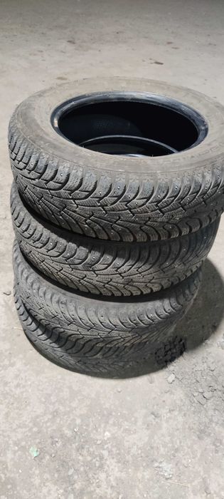 Шины Maxxis 185/70/14 шипы
