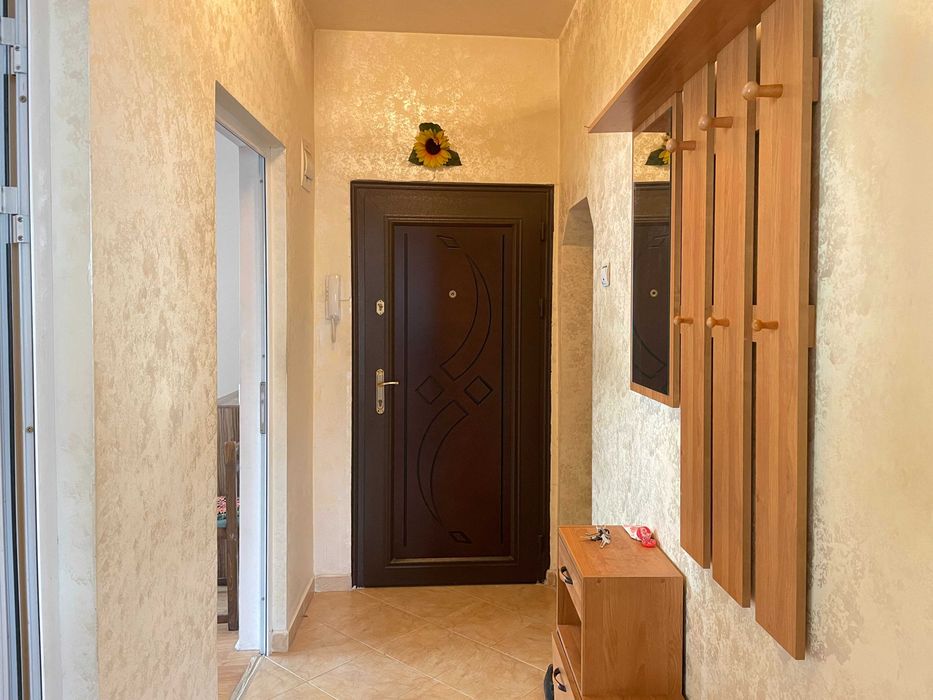 Продава се Двустаен апартамент в Габрово, Център - 76 кв.м за 718 €/кв.м - Снимка #9