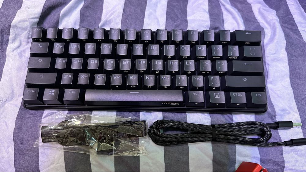Клавиатура HyperX Alloy Origins 60