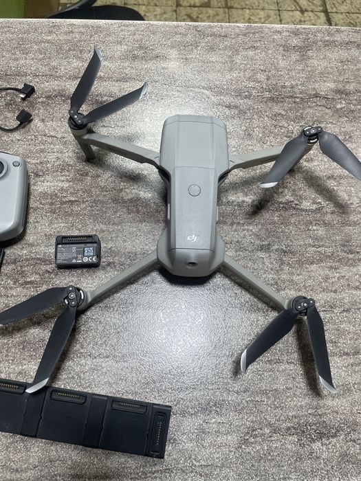 Дрон DJI MAVIC air 2