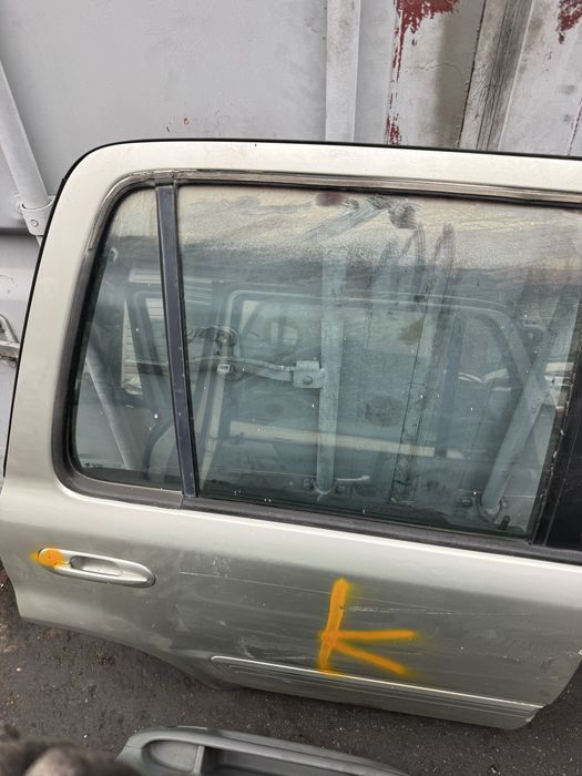 Honda CR-V 1 поколение дверь