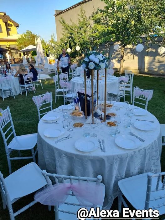 Inchiriez Cort Corturi Pavilioane Nunta Botez Majorat Mese de Cocktail