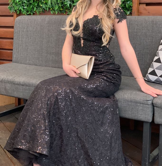 бална рокля