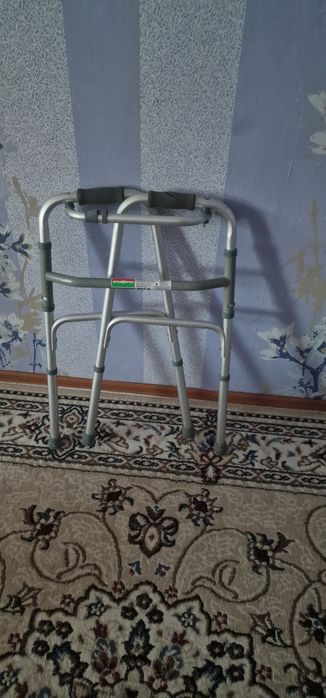 Продам, ,ходунки