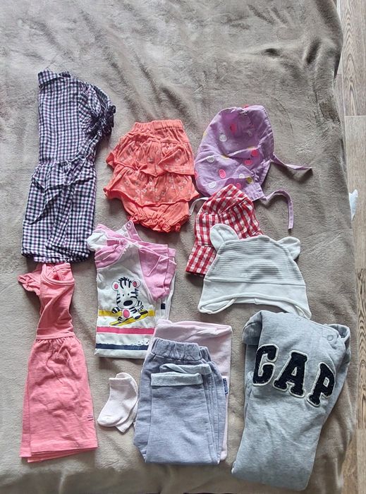Продам детские вещи
