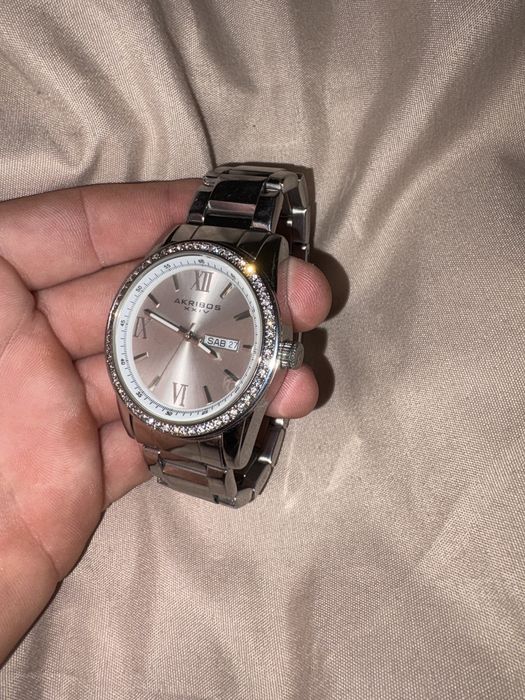 URGENT – Ceas damă Akribos XXIV elegant
