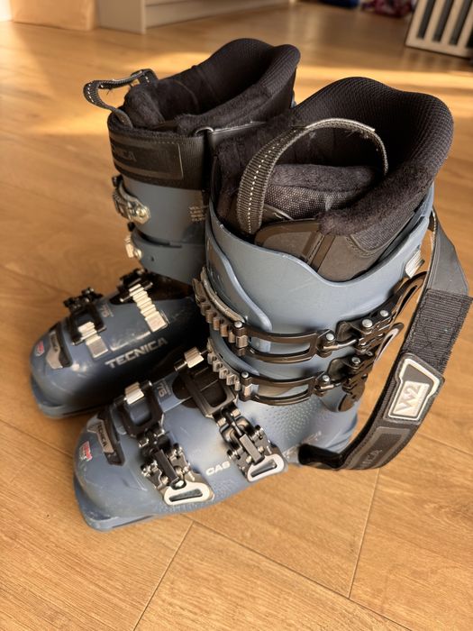 Clapari Tehnika marimea 37