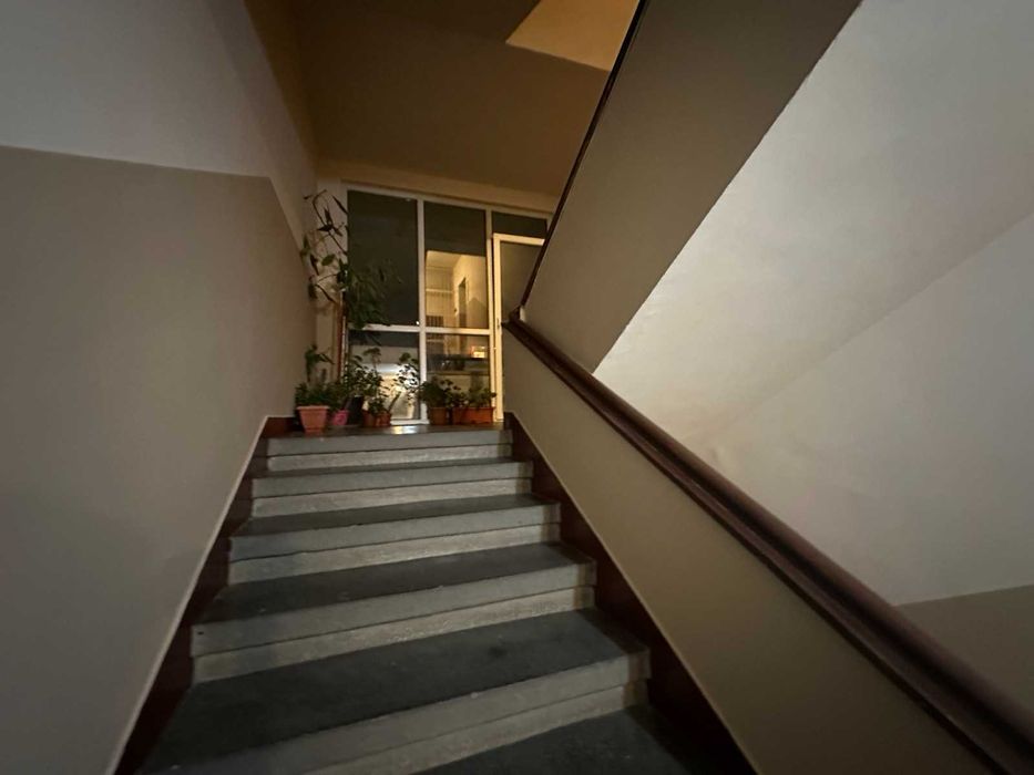 Продава се Тристаен апартамент в София, Изток - 81 кв.м за 3482 €/кв.м - Снимка #6