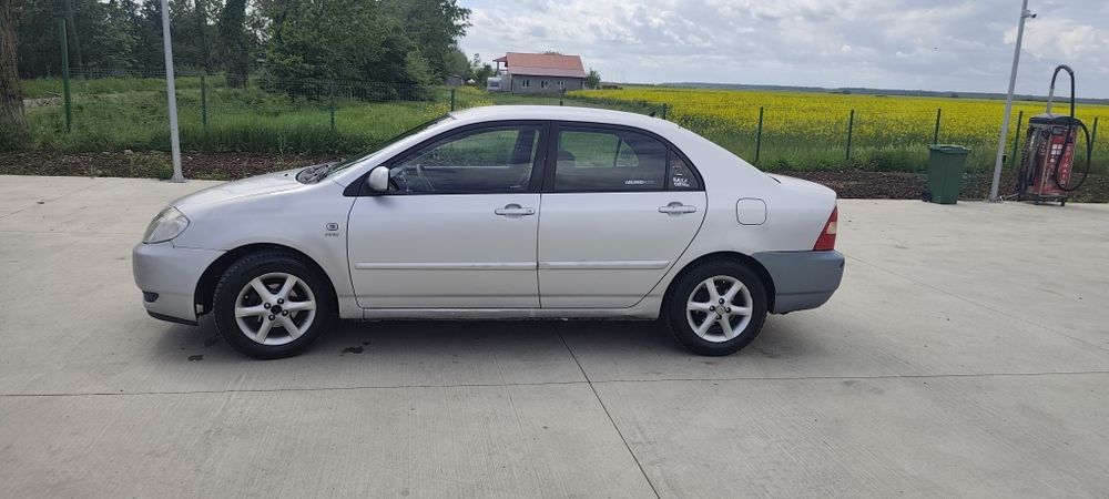 Toyota corolla e12 Sedan 1.6 GPL