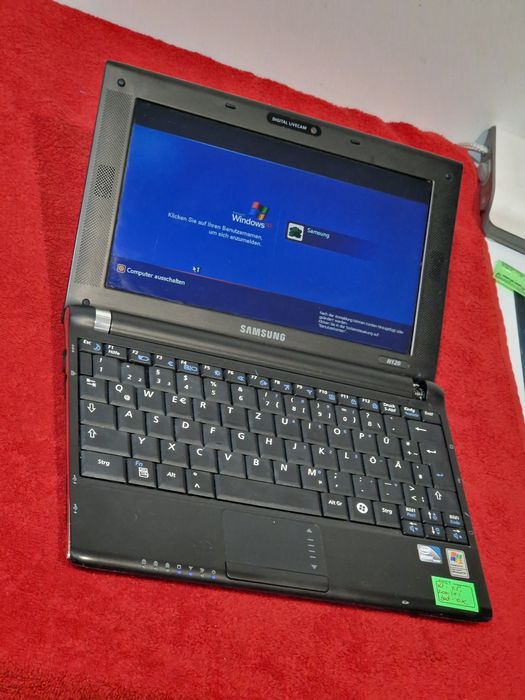 Mini Laptop Samsung