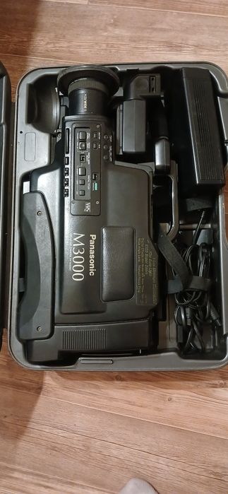 Видеокамера раритет PANASONIC