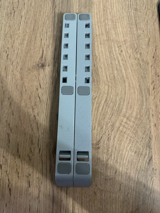 Продам подставку для ноутбука