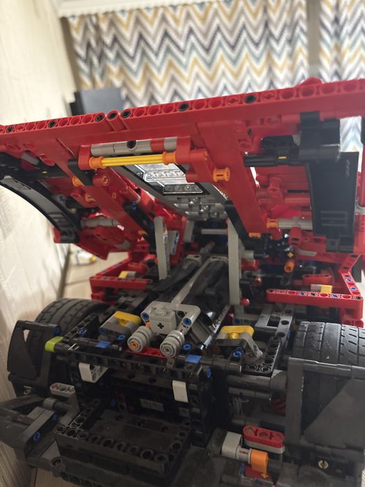 Оригинальная лего техник феррари