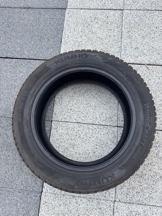 Зимни гуми KUMHO WinterCraft 235/50 R18 DOT24