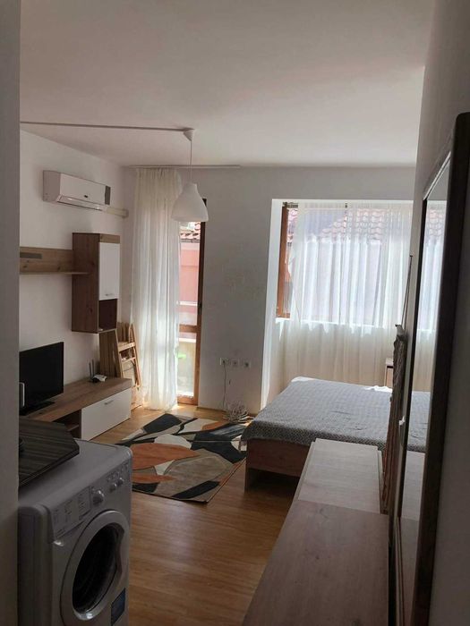 Дава се под наем Едностаен апартамент в Бургас, Сарафово - 33 кв.м за 225 € - Снимка #1