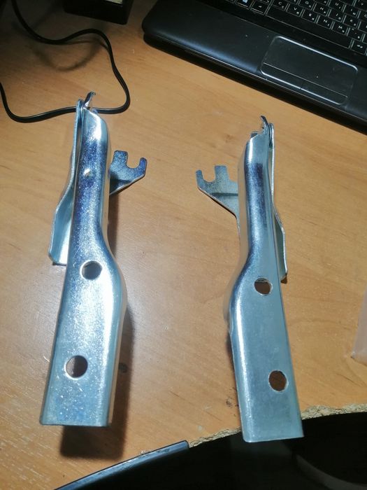 Петли капота VW POLO 09-20