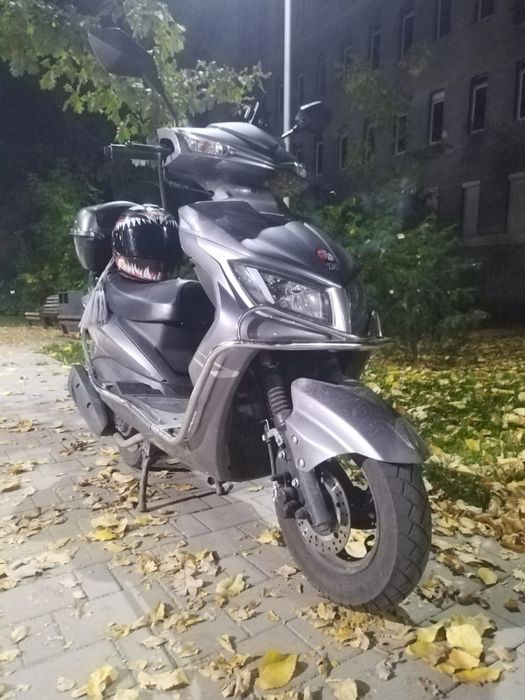 Продам мопед м8 x7