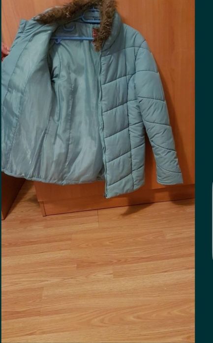 Vând două geci damă