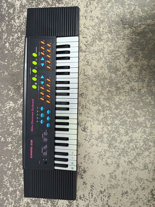 Orgă  electronică Canto 3738/Microfon/Încarcator