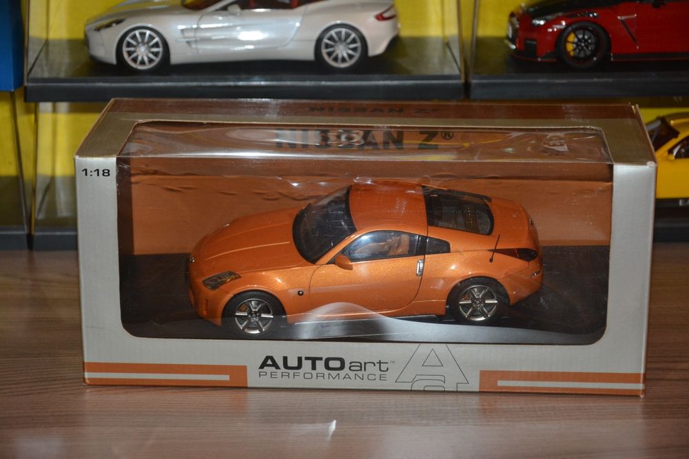 Macheta auto 1/18 Autoart , Nissan 350Z