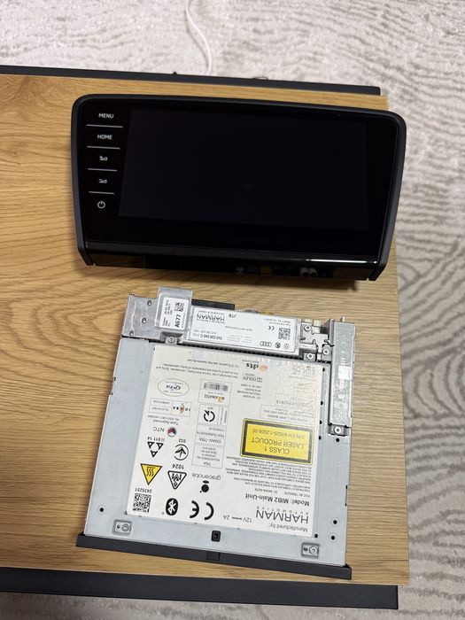Kit Navigație MIB2 High Harman Skoda octavia 3 Display Sticlă 9.2 | CP OFF | CarPlay | Hărți 2026