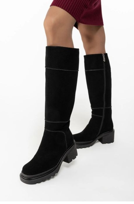 Продам зимние сапожки