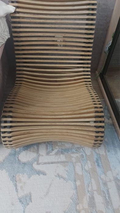 Продам кресло качалку