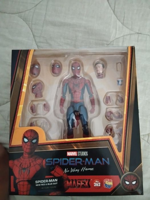 фигурка человек паук spider man mafex 262