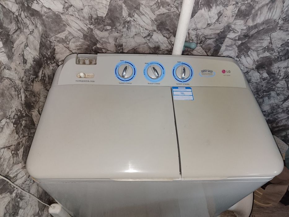 Продам машинку полу автомат