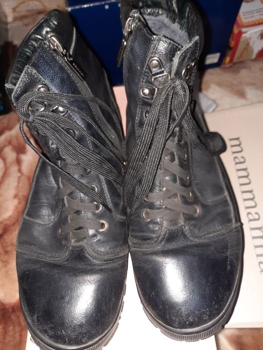Продам ботинки муж