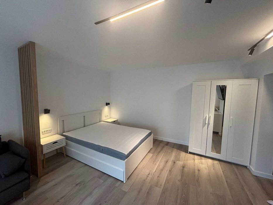 Garsoniera Decebal – renovata complet, prima închiriere, langa metrou, boiler