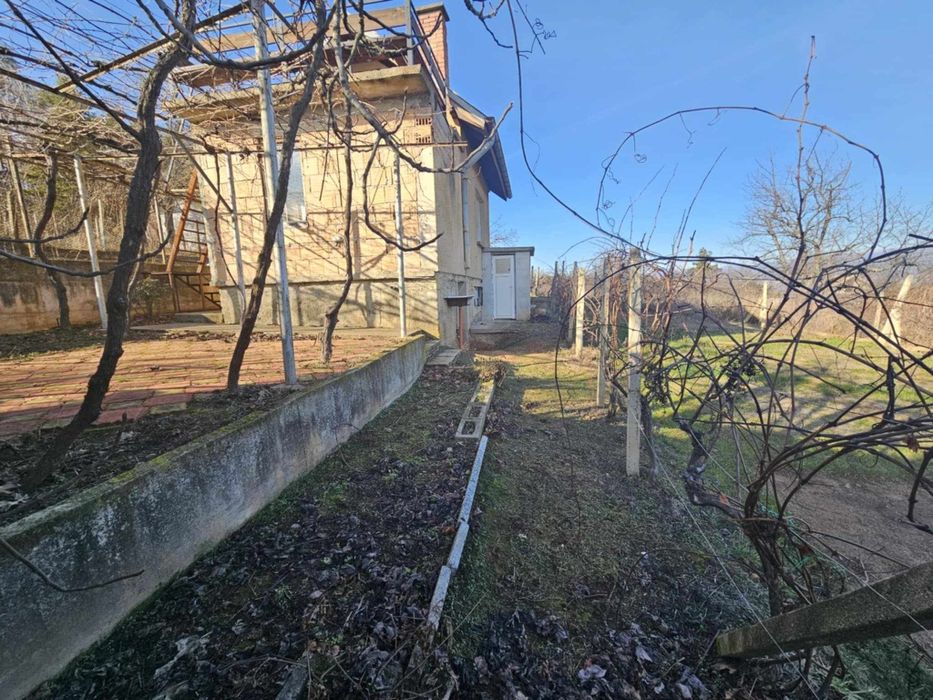 Продава се Къща в с. Кънчево, Област Стара Загора - 50 кв.м за 704 €/кв.м - Снимка #2