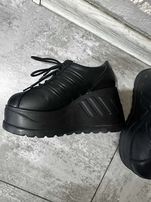 Ботинки на платформе демонии